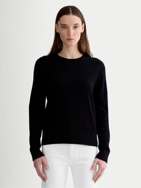 Everlane The Classic Crew in Cashmere Black Sweater Crewneck Size M NWT Preppy